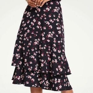 Ann Taylor midi skirt